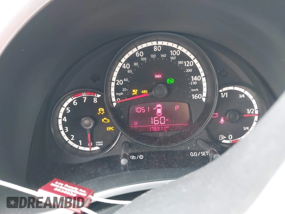 2013 Volkswagen Beetle 2.5L с VIN 3VWJX7AT8DM631449, выставлен на аукционе IAAI как лот 40064318 с пробегом 178 311 миль миль и . История ставок и продаж доступна на DreamBid. Изображение 7.