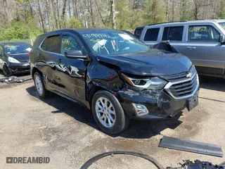 2018 Chevrolet Equinox LT with VIN 2GNAXSEV8J6288933, listed as a IAAI auction lot 41997182 with 184,511 mi miles. Bid and sale history available at carsss.com. Image 1.