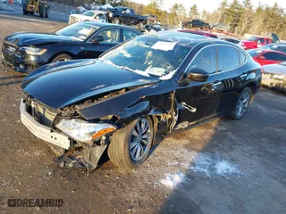 2013 Infiniti M37 with VIN JN1BY1AR9DM600652, listed as a IAAI auction lot 41408282 with 1 miles. Bid and sale history available at carsss.com. Image 18.