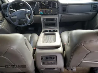 2005 Chevrolet Suburban LT with VIN 3GNEC16Z35G189357, listed as a Copart auction lot 69375814 with 0 mi miles and Salvage Title. Bid and sale history available at carsss.com. Image 8.
