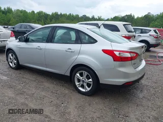 2013 Ford Focus SE with VIN 1FADP3F28DL231617, listed as a IAAI auction lot 42130146 with 63,282 mi miles. Bid and sale history available at carsss.com. Image 3.