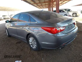 2011 Hyundai Sonata SE with VIN 5NPEC4ACXBH198623, listed as a IAAI auction lot 41681404 with 140,224 mi miles. Bid and sale history available at carsss.com. Image 3.