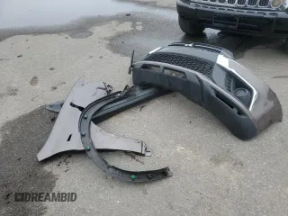 2019 Mitsubishi Outlander ES z VIN JA4AR3AU7KU014836, wystawiony jako Copart lot #55296935 z przebiegiem 14 378 mil mil oraz Szkody całkowita. Historia ofert i sprzedaży dostępna na DreamBid. Obrazek 13.