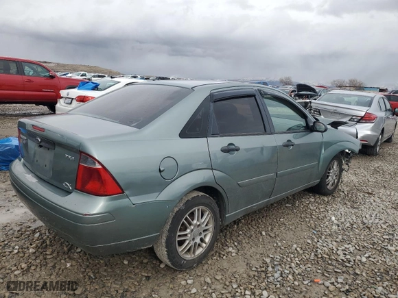 2005 Ford Focus S with VIN 1FAFP34N85W190962, listed as a Copart auction lot 45677385 with NaN miles and Salvage Title. Bid and sale history available at carsss.com. Image 3.