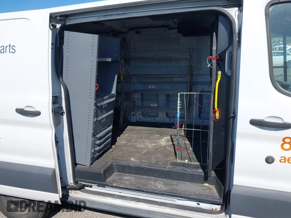 2016 Ford Transit Cargo с VIN 1FTYE1YM5GKB08596, выставлен на аукционе IAAI как лот 41459496 с пробегом 162 128 миль миль и . История ставок и продаж доступна на DreamBid. Изображение 8.