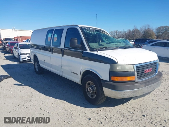 2004 GMC Savana Cargo Van Y3H Paratransit with VIN 1GTHG39U741126300, listed as a IAAI auction lot 41363236 with 247,746 mi miles. Bid and sale history available at carsss.com. Image 1.