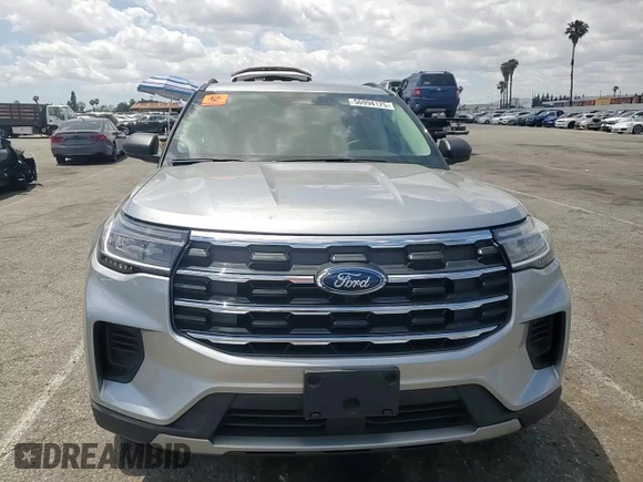 2025 Ford Explorer Active with VIN 1FMUK7DH9SGA20466, listed as a Copart auction lot 56994125 with 6,176 mi miles and Salvage title. Bid and sale history available at DreamBid. Image 14.