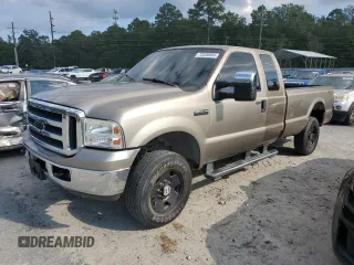 2006 Ford Super Duty F-250 XL with VIN 1FTSX21536ED26154, listed as a Copart auction lot 73336954 with 140,752 mi miles and Salvage Title. Bid and sale history available at carsss.com. Image 1.