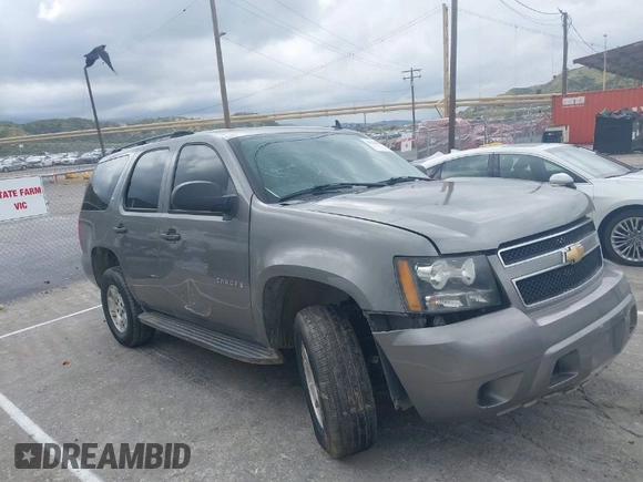 2007 Chevrolet Tahoe LT z VIN 1GNFC13J07J122414, wystawiony jako IAAI lot #39134539 z przebiegiem Nie podano mil oraz . Historia ofert i sprzedaży dostępna na DreamBid. Obrazek 1.