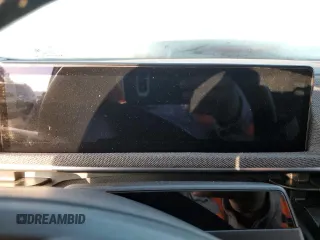 2022 Ford Mustang Mach-E Premium z VIN 3FMTK3R79NMA24032, wystawiony jako Copart lot #64334882 z przebiegiem Nie podano mil oraz . Historia ofert i sprzedaży dostępna na DreamBid. Obrazek 8.