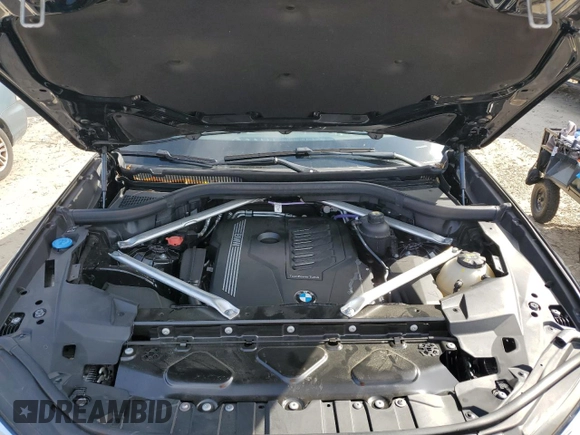 2022 BMW X6 xDrive40i with VIN 5UXCY6C01N9K49185, listed as a Copart auction lot 49020645 with 36,200 mi miles and Salvage Title. Bid and sale history available at carsss.com. Image 14.