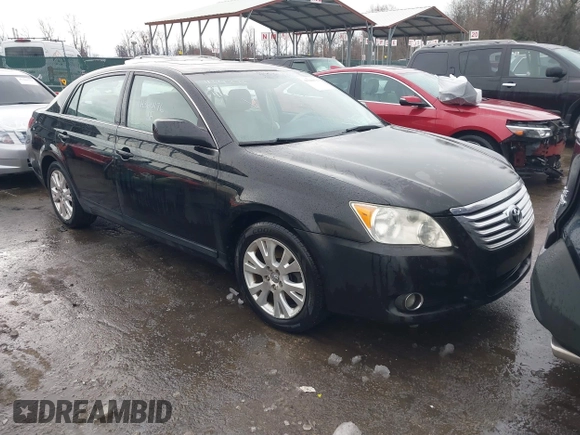 2008 Toyota Avalon XL with VIN 4T1BK36B18U315127, listed as a IAAI auction lot 41360176 with 189,343 mi miles. Bid and sale history available at carsss.com. Image 1.