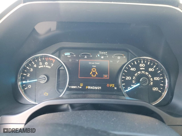 2015 Ford F-150 XL with VIN 1FTEW1CG4FKE01180, listed as a Copart auction lot 86736054 with 119,561 mi miles and Salvage Title. Bid and sale history available at carsss.com. Image 9.