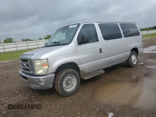 2010 Ford Econoline Passenger XL с VIN 1FBNE3BLXADA66716, выставлен на аукционе Copart как лот 55252925 с пробегом 163 751 миль миль и Списание • Salvage title. История ставок и продаж доступна на DreamBid. Изображение 1.