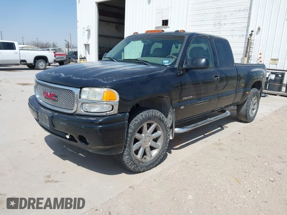 2003 GMC Sierra Denali z VIN 2GTFK69UX31160277, wystawiony jako IAAI lot #42056509 z przebiegiem 191 278 mil mil oraz . Historia ofert i sprzedaży dostępna na DreamBid. Obrazek 2.