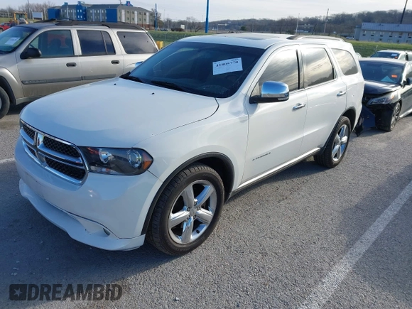 2011 Dodge Durango Citadel with VIN 1D4SE5GT0BC686083, listed as a IAAI auction lot 41805770 with 171,879 mi miles. Bid and sale history available at carsss.com. Image 2.