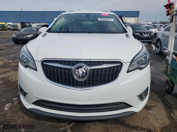 2020 Buick Envision Essence with VIN LRBFXCSA6LD156293, listed as a Copart auction lot 46996945 with 31,109 mi miles and Clean Title. Bid and sale history available at carsss.com. Image 5.