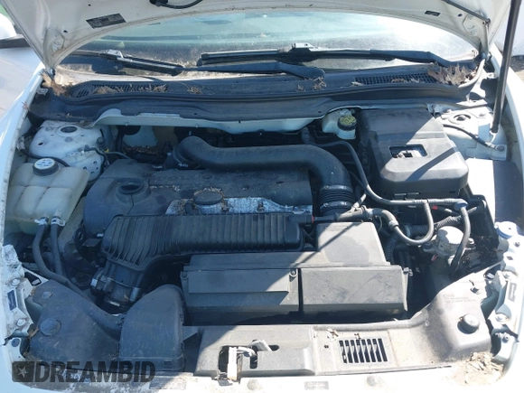 2013 Volvo C30 T5 with VIN YV1672MK1D2301684, listed as a IAAI auction lot 42041442 with 112,034 mi miles and . Bid and sale history available at DreamBid. Image 10.