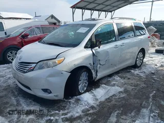 2013 Toyota Sienna XLE AAS with VIN 5TDYK3DC9DS380445, listed as a IAAI auction lot 41308312 with 174,325 mi miles and . Bid and sale history available at DreamBid. Image 18.