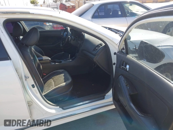 2013 Kia Optima SX с VIN 5XXGR4A6XDG104501, выставлен на аукционе IAAI как лот 42238868 с пробегом Не указан миль и . История ставок и продаж доступна на DreamBid. Изображение 5.
