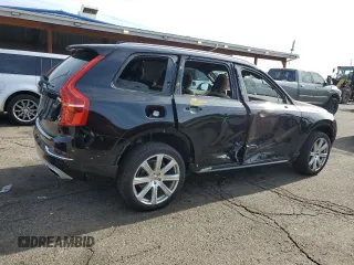 2018 Volvo XC90 Inscription z VIN YV4A22PL2J1344867, wystawiony jako Copart lot #57841525 z przebiegiem 55 085 mil mil oraz Szkoda całkowita • Salvage title. Historia ofert i sprzedaży dostępna na DreamBid. Obrazek 3.