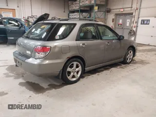 2006 Subaru Impreza i с VIN JF1GG67676H802925, выставлен на аукционе IAAI как лот 41738053 с пробегом 141 956 миль миль и . История ставок и продаж доступна на DreamBid. Изображение 4.