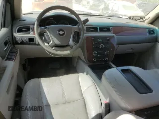 2013 Chevrolet Suburban LT z VIN 1GNSCJE04DR306089, wystawiony jako Copart lot #53888635 z przebiegiem 189 262 mil mil oraz Szkoda całkowita • Salvage title. Historia ofert i sprzedaży dostępna na DreamBid. Obrazek 8.
