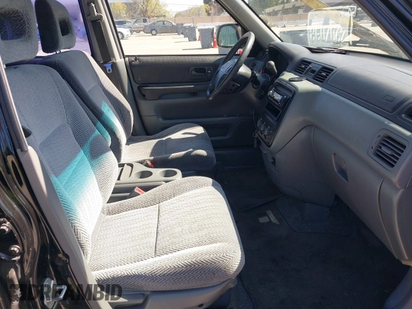 1998 Honda CR-V EX with VIN JHLRD1864WC065163, listed as a IAAI auction lot 41944907 with 180,797 mi miles. Bid and sale history available at carsss.com. Image 5.