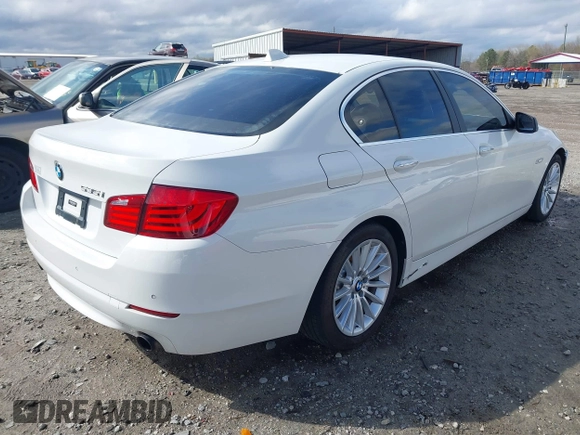 2011 BMW 5 Series 535i z VIN WBAFR7C50BC804345, wystawiony jako IAAI lot #41856642 z przebiegiem 127 357 mil mil oraz . Historia ofert i sprzedaży dostępna na DreamBid. Obrazek 4.