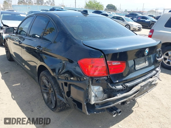 2013 BMW 3 Series 328i с VIN WBA3A5C50DF356589, выставлен на аукционе IAAI как лот 42093871 с пробегом Не указан миль и . История ставок и продаж доступна на DreamBid. Изображение 3.