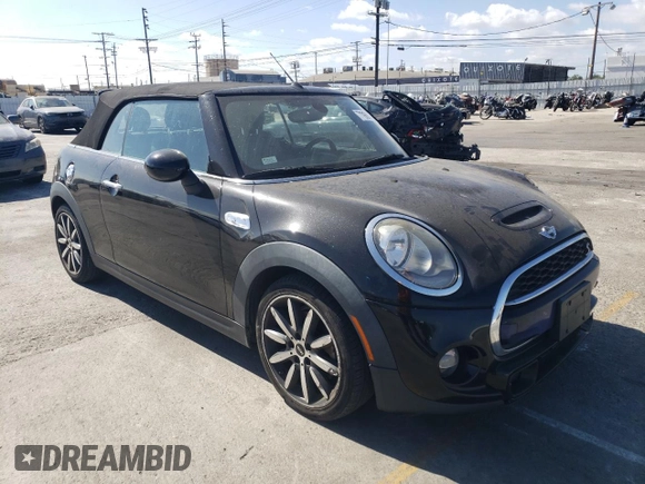 2016 MINI Convertible S z VIN WMWWG9C51G3C22038, wystawiony jako Copart lot #71986764 z przebiegiem 109 071 mil mil oraz Szkoda całkowita • Salvage title. Historia ofert i sprzedaży dostępna na DreamBid. Obrazek 4.