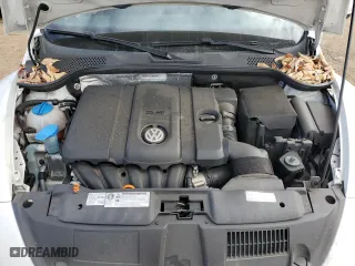 2012 Volkswagen Beetle 2.5L PZEV with VIN 3VWJP7AT7CM628377, listed as a Copart auction lot 85896624 with 75,574 mi miles and Salvage Title. Bid and sale history available at carsss.com. Image 11.