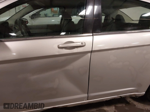 2008 Chrysler Sebring LX with VIN 1C3LC46K58N285060, listed as a IAAI auction lot 42002102 with 156,460 mi miles and . Bid and sale history available at DreamBid. Image 6.