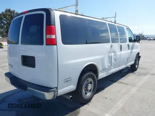 2013 Chevrolet Express Passenger LT with VIN 1GAZG1FG6D1143671, listed as a IAAI auction lot 41778148 with 196,175 mi miles and . Bid and sale history available at DreamBid. Image 4.