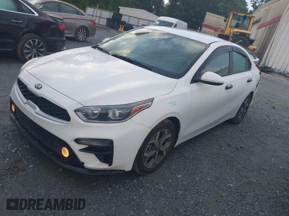 2021 Kia Forte LXS z VIN 3KPF24AD0ME349220, wystawiony jako IAAI lot #42339184 z przebiegiem 84 052 mil mil oraz . Historia ofert i sprzedaży dostępna na DreamBid. Obrazek 17.