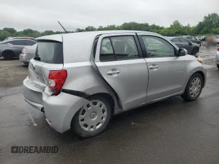 2013 Scion xD with VIN JTKKUPB45D1030786, listed as a Copart auction lot 61447075 with 111,068 mi miles and Salvage title. Bid and sale history available at DreamBid. Image 3.