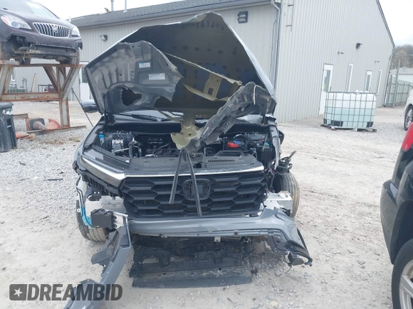 2024 Honda CR-V LX with VIN 2HKRS4H20RH403572, listed as a IAAI auction lot 41949988 with Not Provided miles and . Bid and sale history available at DreamBid. Image 12.