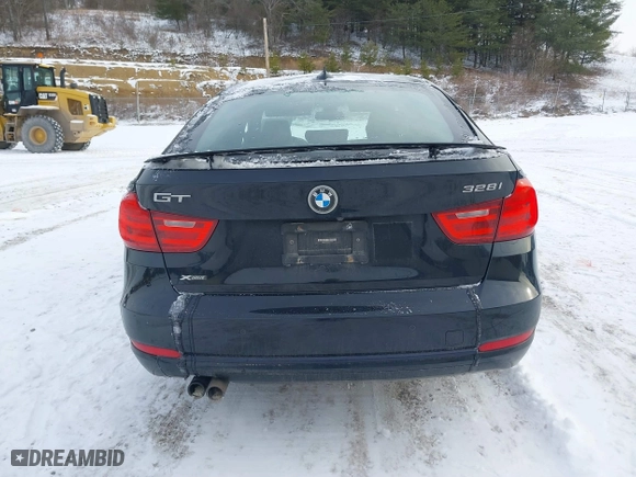 2016 BMW 3 Series Gran Turismo 328i xDrive with VIN WBA8Z5C50GGS37776, listed as a IAAI auction lot 41354572 with 117,795 mi miles. Bid and sale history available at carsss.com. Image 16.
