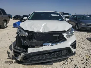 2021 Kia Forte EX with VIN 3KPF54AD6ME323017, listed as a Copart auction lot 47829575 with 43,467 mi miles and Salvage Title. Bid and sale history available at DreamBid. Image 5.