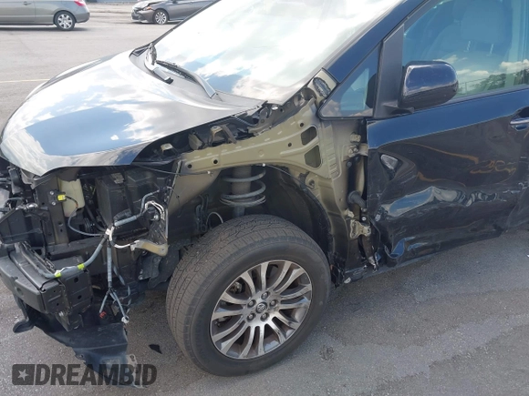 2018 Toyota Sienna XLE Auto Access Seat с VIN 5TDYZ3DC4JS962153, выставлен на аукционе IAAI как лот 42625213 с пробегом 75 006 миль миль и . История ставок и продаж доступна на DreamBid. Изображение 21.