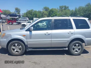 2007 Honda Pilot EX-L с VIN 2HKYF18667H516800, выставлен на аукционе IAAI как лот 42403766 с пробегом 254 600 миль миль и . История ставок и продаж доступна на DreamBid. Изображение 14.
