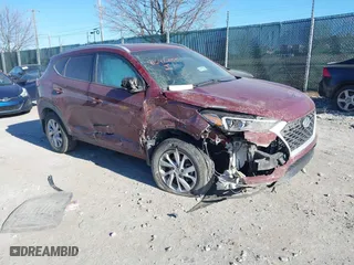2020 Hyundai Tucson Value with VIN KM8J3CA42LU149811, listed as a IAAI auction lot 41642255 with 60,936 mi miles. Bid and sale history available at carsss.com. Image 1.