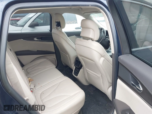2017 Lincoln MKX Select with VIN 2LMPJ6KR4HBL48808, listed as a IAAI auction lot 41839898 with 90,147 mi miles. Bid and sale history available at carsss.com. Image 8.
