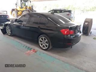 2015 BMW 3 Series 320i с VIN WBA3B1G50FNT64152, выставлен на аукционе IAAI как лот 42303555 с пробегом 115 421 миль миль и . История ставок и продаж доступна на DreamBid. Изображение 3.
