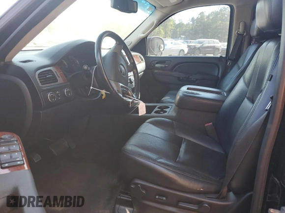 2013 GMC Yukon SLT with VIN 1GKS2CE07DR103399, listed as a Copart auction lot 57092724 with 172,305 mi miles and Salvage Title. Bid and sale history available at carsss.com. Image 7.