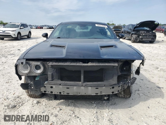 2017 Dodge Challenger R/T Plus z VIN 2C3CDZBT6HH658429, wystawiony jako Copart lot #52674585 z przebiegiem 151 177 mil mil oraz Szkoda całkowita • Salvage title. Historia ofert i sprzedaży dostępna na DreamBid. Obrazek 5.