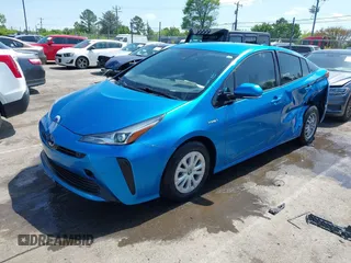 2020 Toyota Prius L Eco with VIN JTDKARFUXL3118354, listed as a IAAI auction lot 41991337 with 83,030 mi miles and . Bid and sale history available at DreamBid. Image 2.