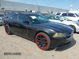 2011 Dodge Charger SE z VIN 2B3CL3CGXBH513481, wystawiony jako IAAI lot #42287564 z przebiegiem 193 875 mil mil oraz . Historia ofert i sprzedaży dostępna na DreamBid. Obrazek 1.
