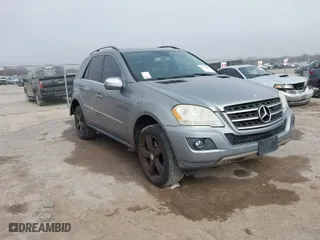 2010 Mercedes-Benz M-Class ML 350 with VIN 4JGBB5GB8AA588907, listed as a IAAI auction lot 41505027 with 178,185 mi miles. Bid and sale history available at carsss.com. Image 1.