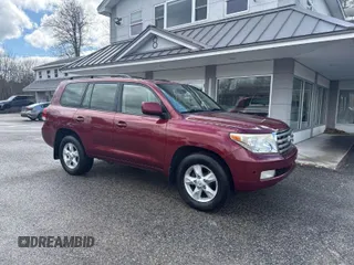 2008 Toyota Land Cruiser with VIN JTMHY05J585000698, listed as a IAAI auction lot 41999924 with 329,279 mi miles. Bid and sale history available at carsss.com. Image 1.